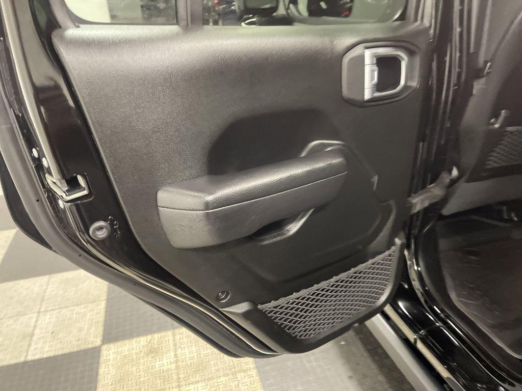 used 2024 Jeep Gladiator car, priced at $47,162