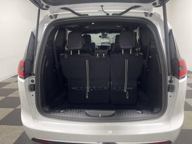 new 2026 Chrysler Pacifica car, priced at $40,061