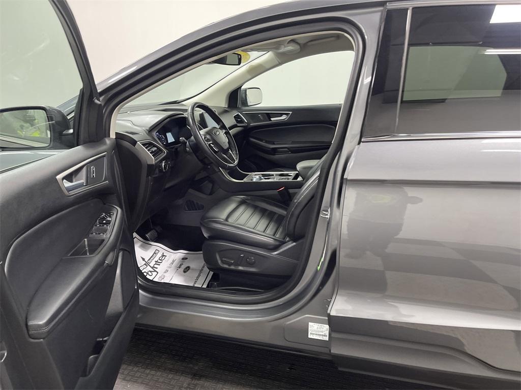 used 2024 Ford Edge car, priced at $22,842