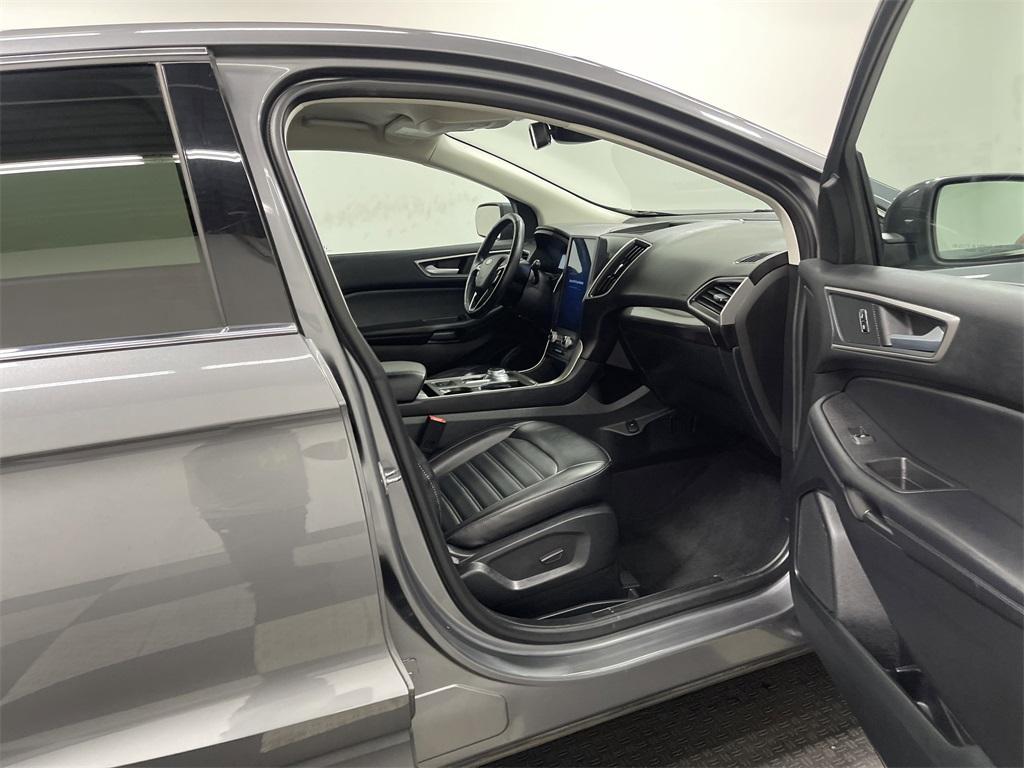 used 2024 Ford Edge car, priced at $22,842