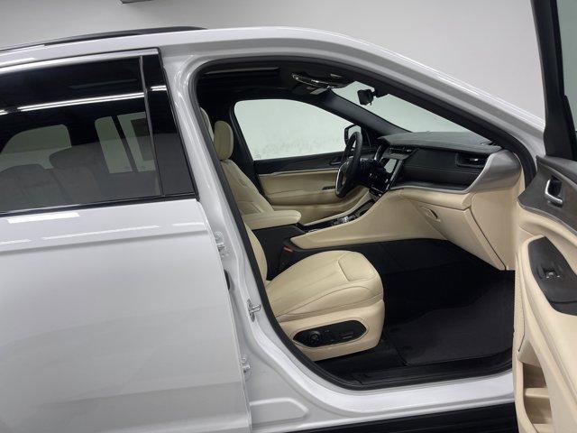 new 2026 Jeep Grand Cherokee car, priced at $48,928