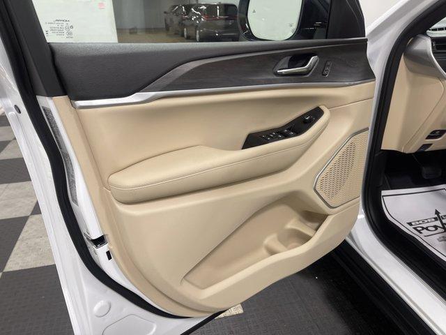 new 2026 Jeep Grand Cherokee car, priced at $48,928