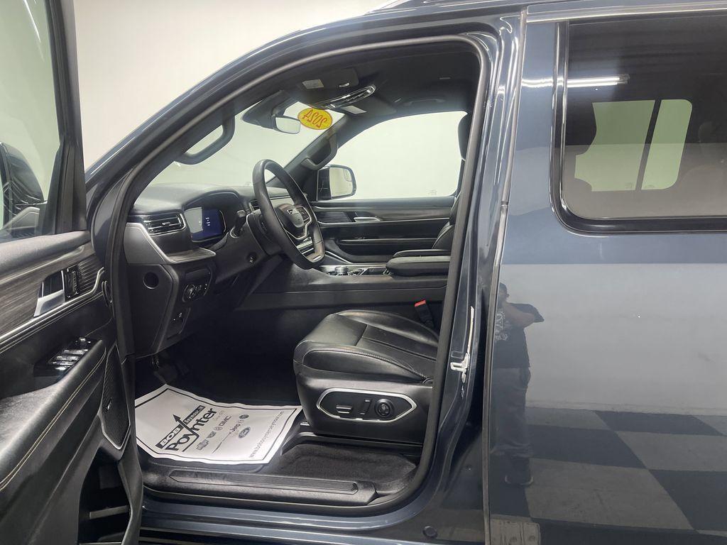 used 2024 Jeep Wagoneer car, priced at $41,671