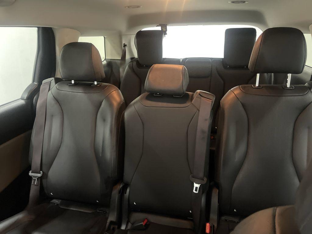 used 2025 Kia Carnival car, priced at $32,128
