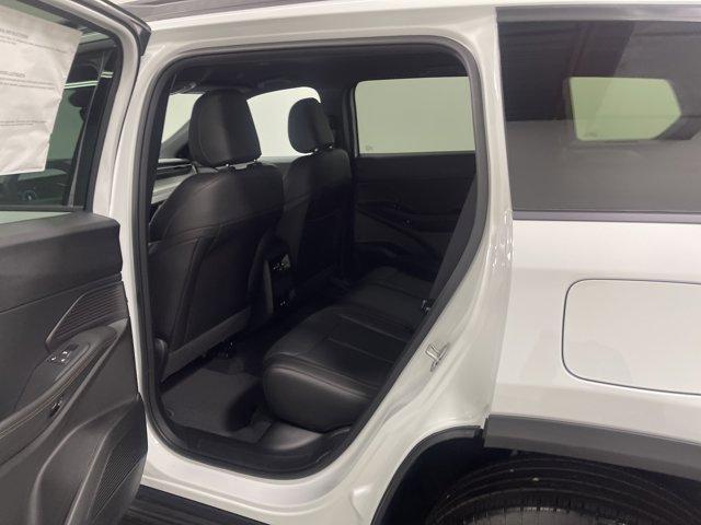 new 2026 Jeep Cherokee car, priced at $38,815