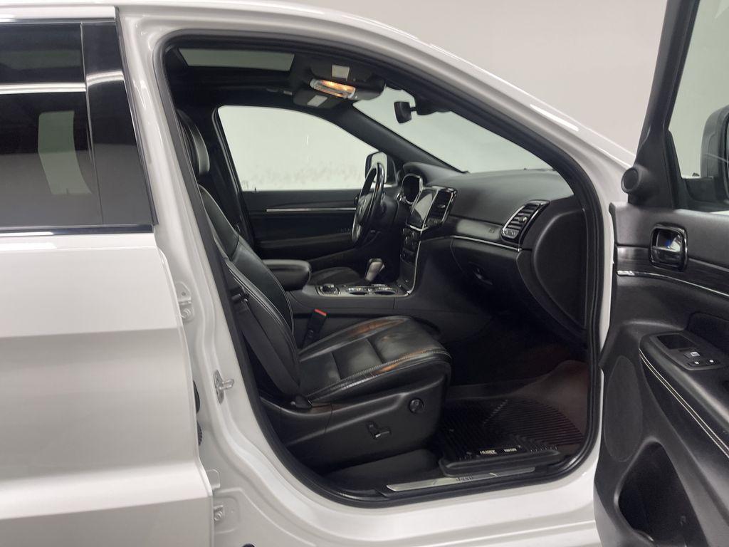 used 2021 Jeep Grand Cherokee car, priced at $24,608