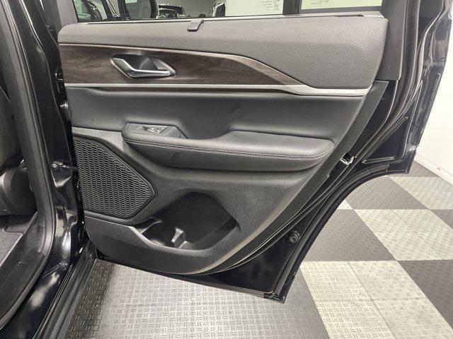 new 2025 Jeep Grand Cherokee car, priced at $46,486