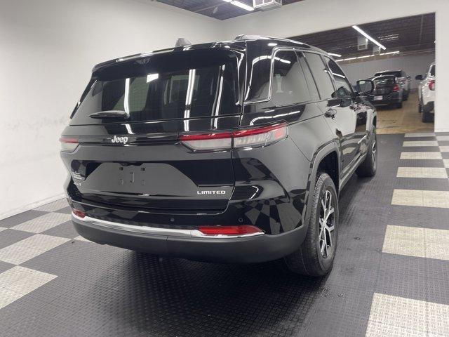 new 2025 Jeep Grand Cherokee car, priced at $46,486