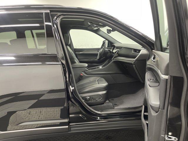 new 2025 Jeep Grand Cherokee car, priced at $46,486