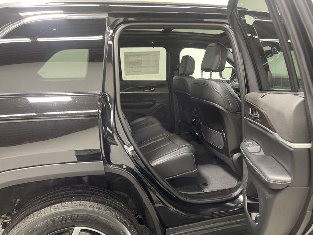 new 2025 Jeep Grand Cherokee car, priced at $46,486