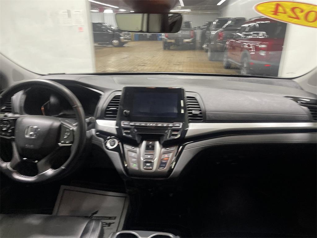 used 2024 Honda Odyssey car, priced at $37,714