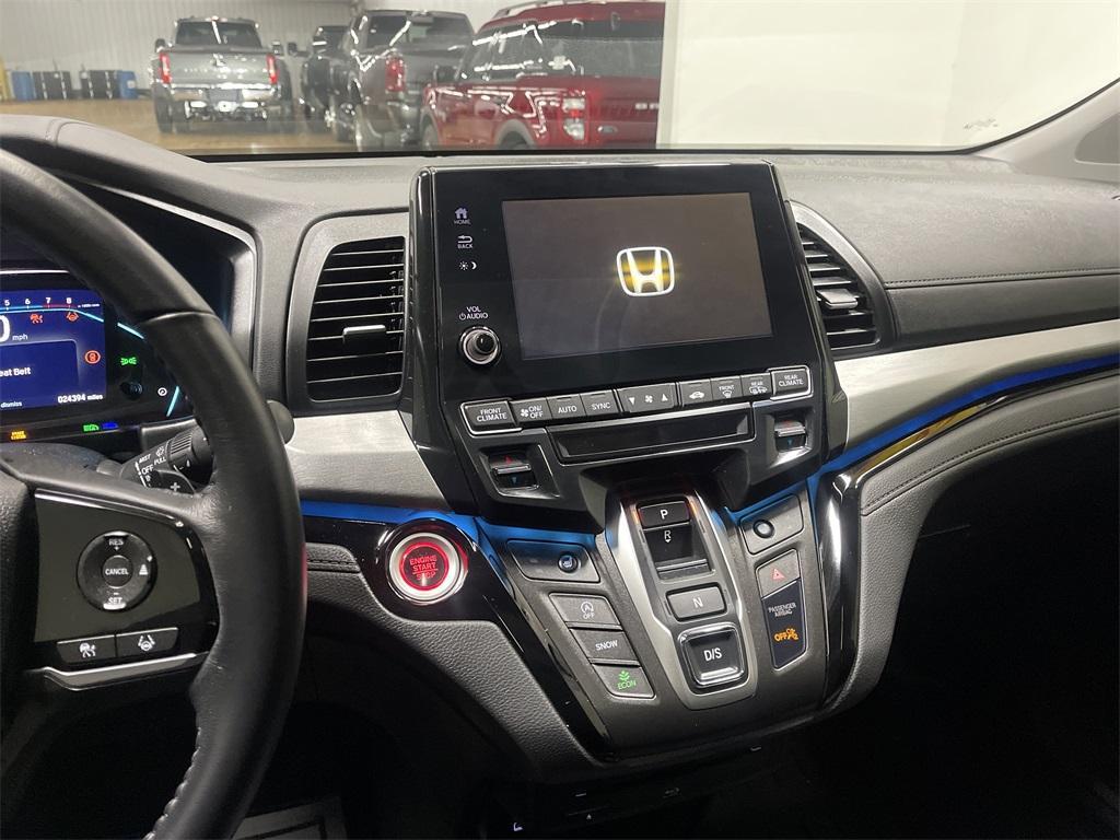 used 2024 Honda Odyssey car, priced at $37,714