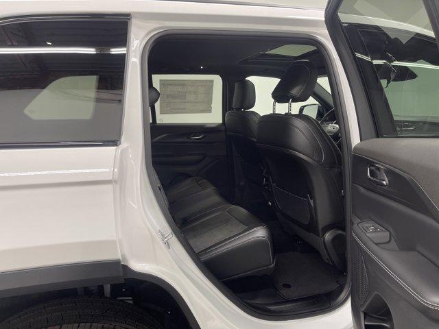 new 2025 Jeep Grand Cherokee car, priced at $40,599