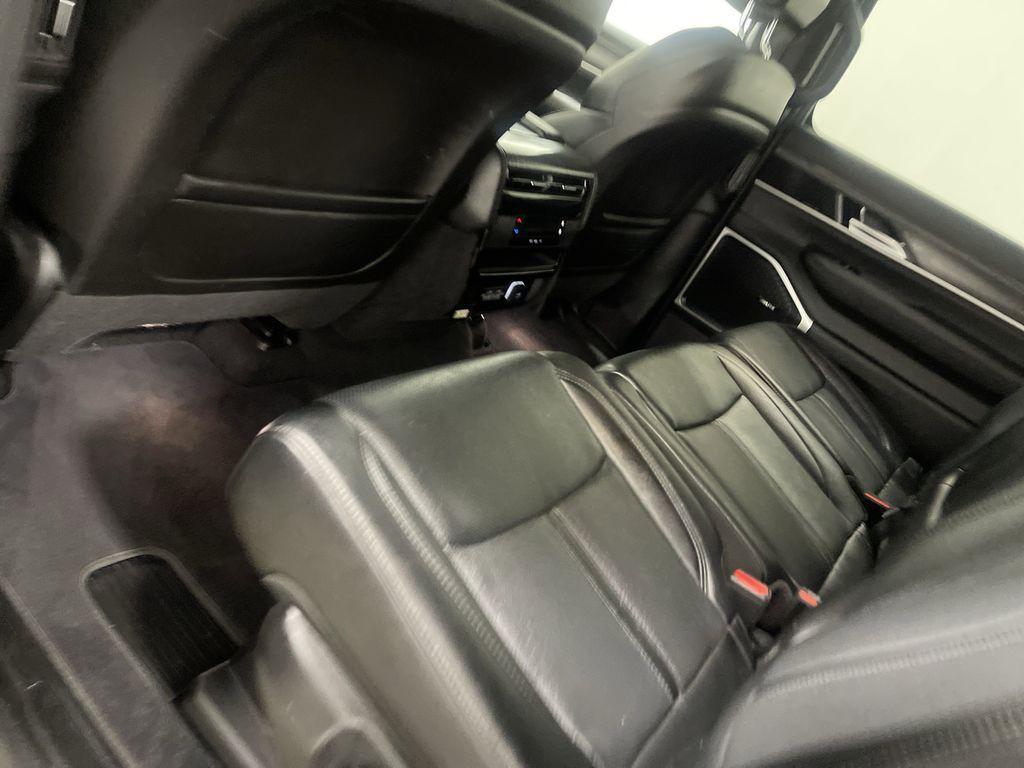 used 2024 Jeep Wagoneer L car, priced at $35,914