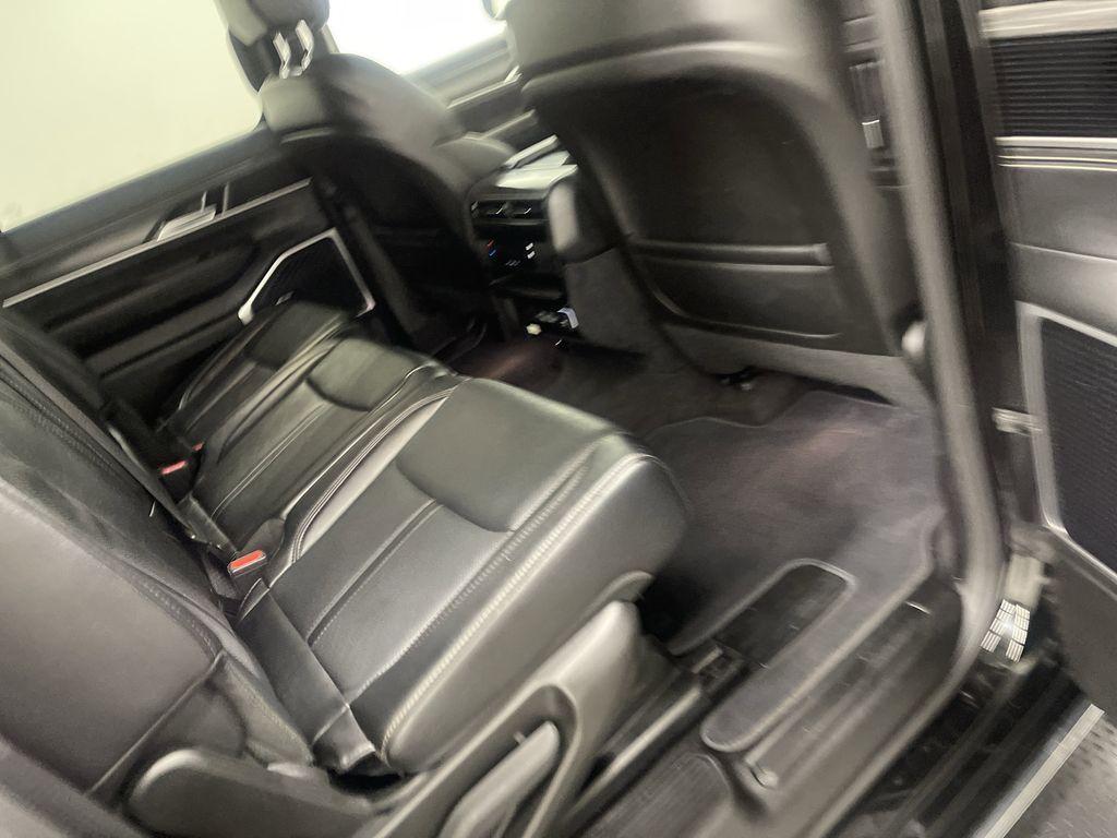 used 2024 Jeep Wagoneer L car, priced at $35,914