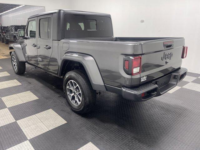 new 2025 Jeep Gladiator car, priced at $40,943