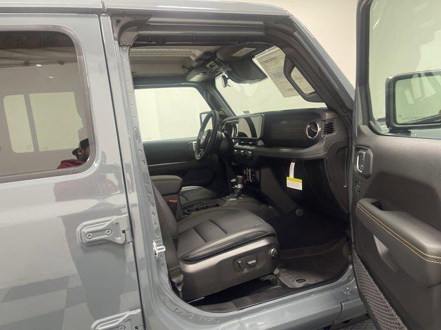 new 2026 Jeep Gladiator car, priced at $46,137