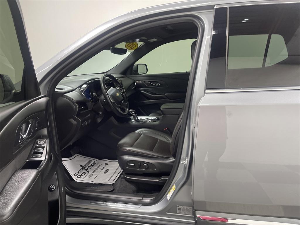 used 2024 Chevrolet Traverse Limited car, priced at $44,824