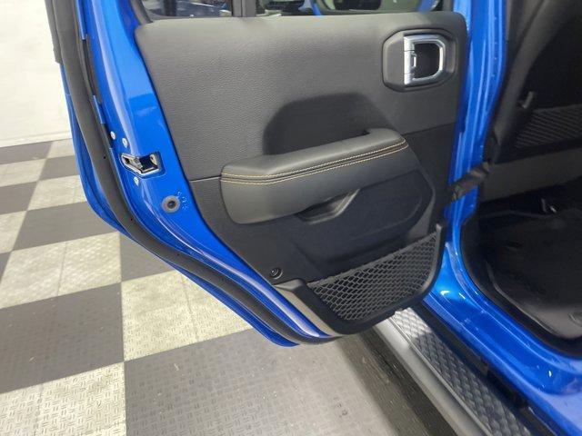 new 2026 Jeep Gladiator car, priced at $45,628