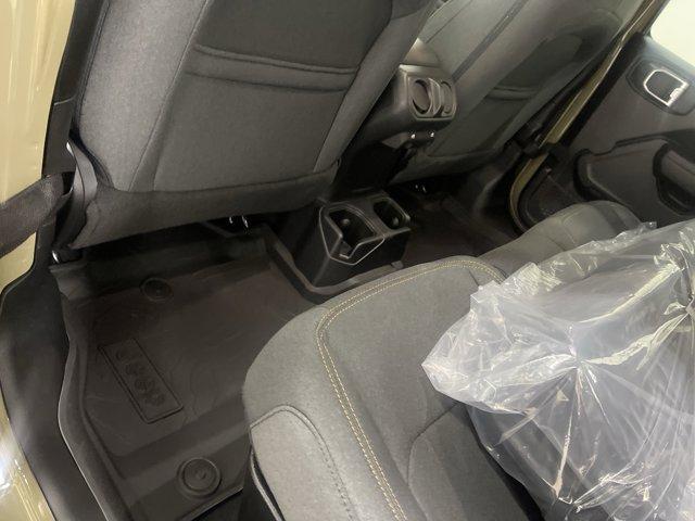 new 2025 Jeep Gladiator car, priced at $40,943