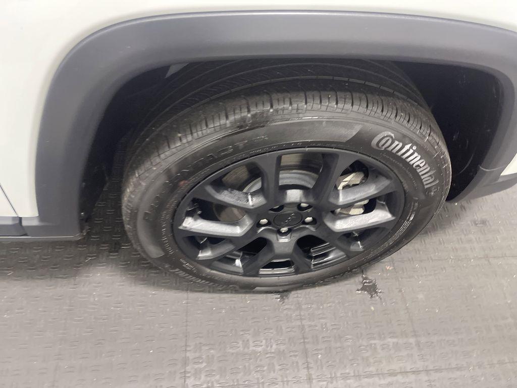 used 2024 Jeep Compass car, priced at $22,185