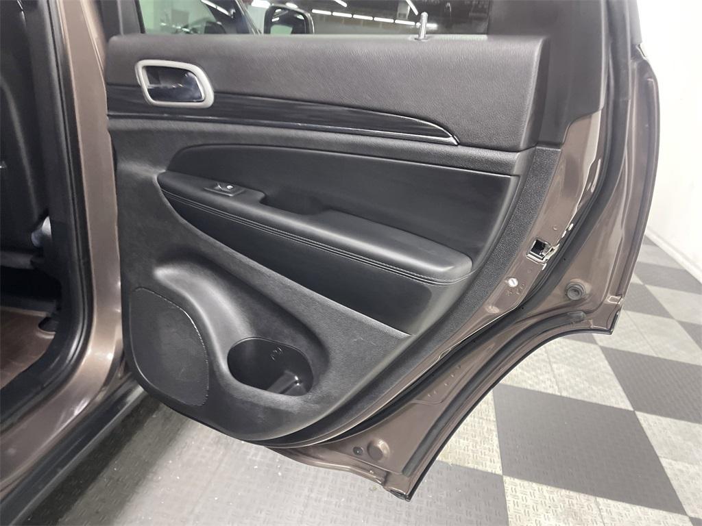 used 2020 Jeep Grand Cherokee car, priced at $22,154