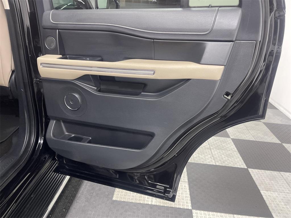 used 2023 Ford Expedition car, priced at $38,872