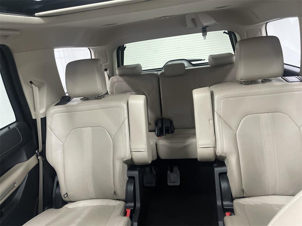 used 2023 Ford Expedition car, priced at $38,872