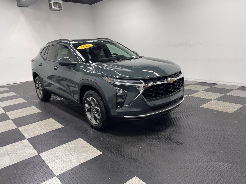 used 2025 Chevrolet Trax car, priced at $21,228