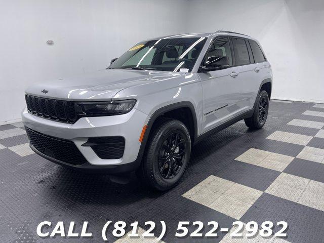 new 2025 Jeep Grand Cherokee car, priced at $41,117