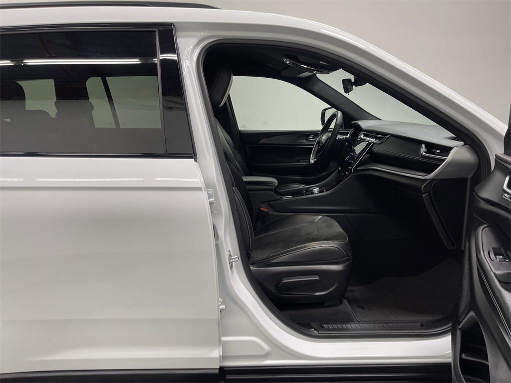 used 2024 Jeep Grand Cherokee L car, priced at $28,652