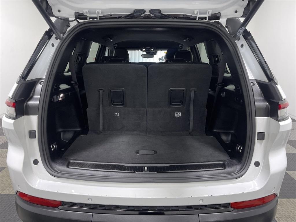 used 2024 Jeep Grand Cherokee L car, priced at $28,652