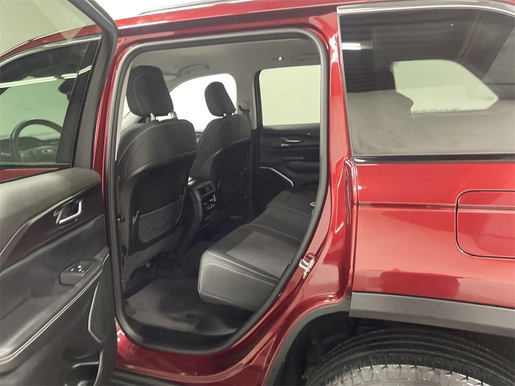 used 2022 Jeep Grand Cherokee car, priced at $28,226