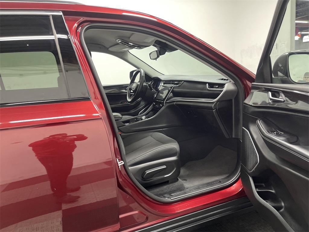 used 2022 Jeep Grand Cherokee car, priced at $28,226