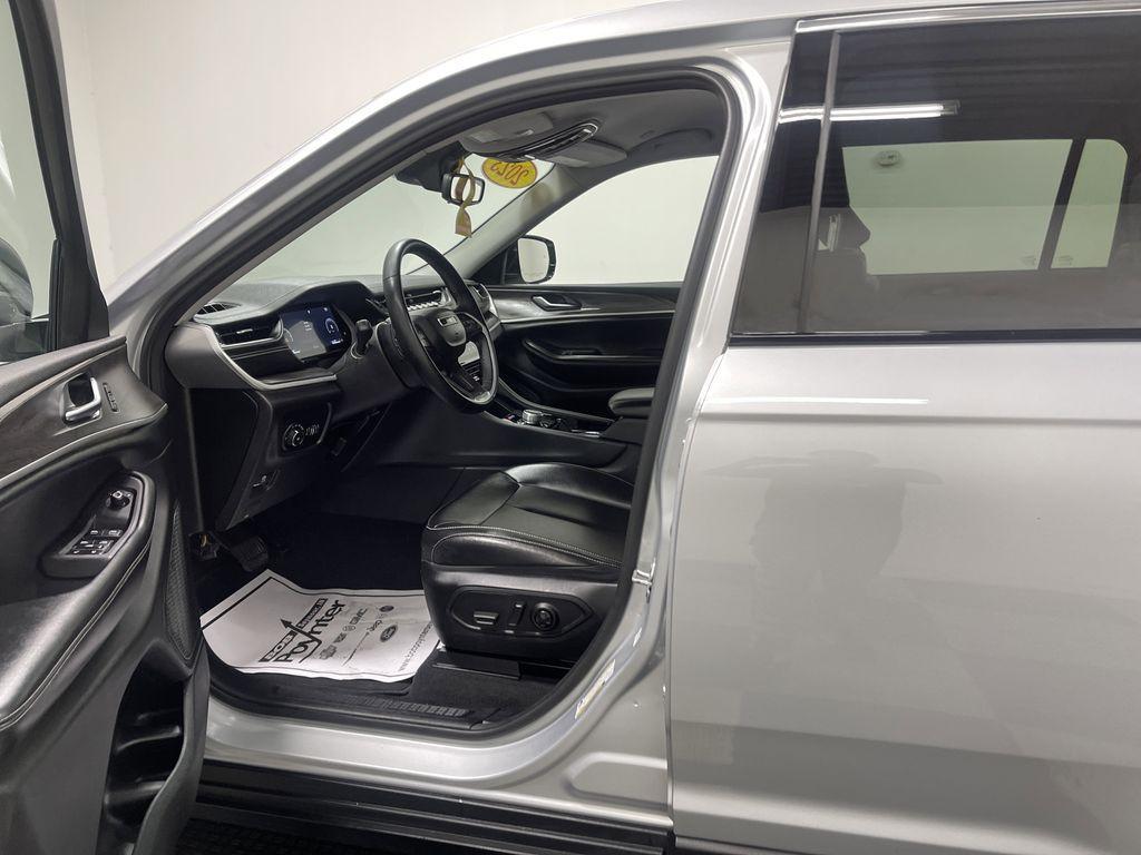 used 2023 Jeep Grand Cherokee L car, priced at $33,409