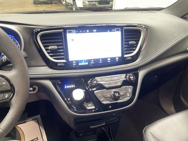 new 2026 Chrysler Pacifica car, priced at $42,404