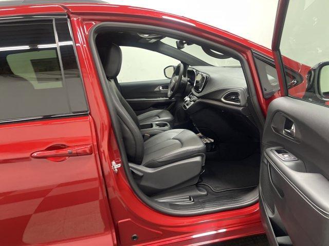 new 2026 Chrysler Pacifica car, priced at $42,404