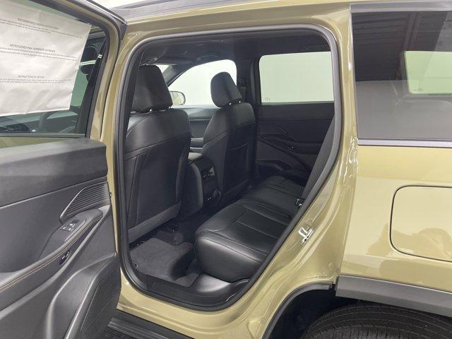 new 2026 Jeep Cherokee car, priced at $39,308