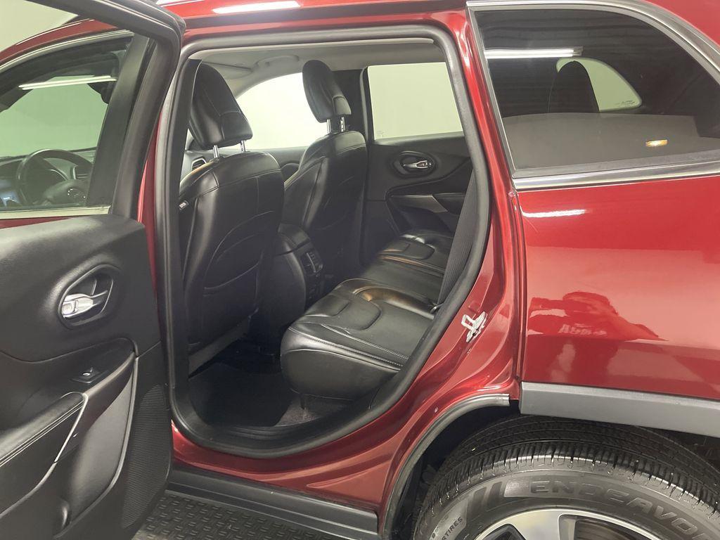 used 2019 Jeep Cherokee car, priced at $18,509