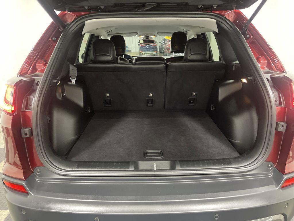 used 2019 Jeep Cherokee car, priced at $18,509