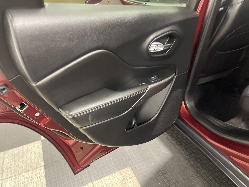 used 2019 Jeep Cherokee car, priced at $18,509