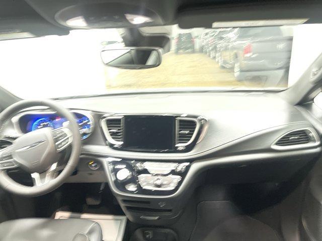 new 2026 Chrysler Pacifica car, priced at $41,170