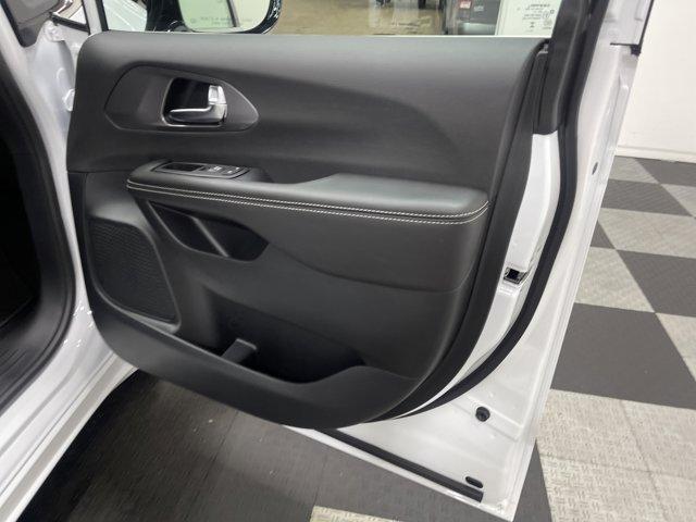 new 2026 Chrysler Pacifica car, priced at $41,170