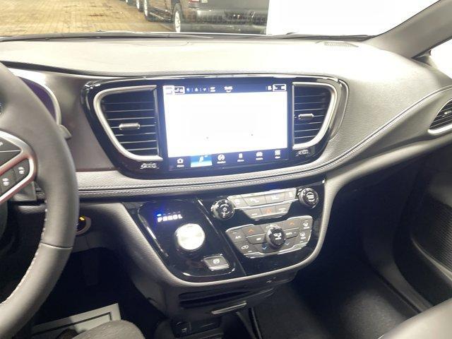 new 2026 Chrysler Pacifica car, priced at $41,170