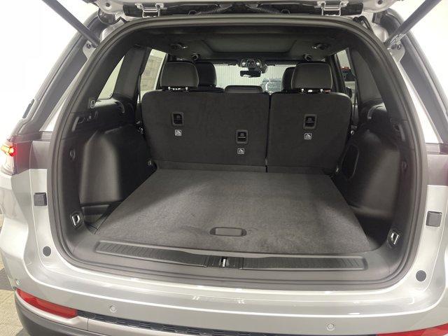 new 2026 Jeep Grand Cherokee car, priced at $49,438