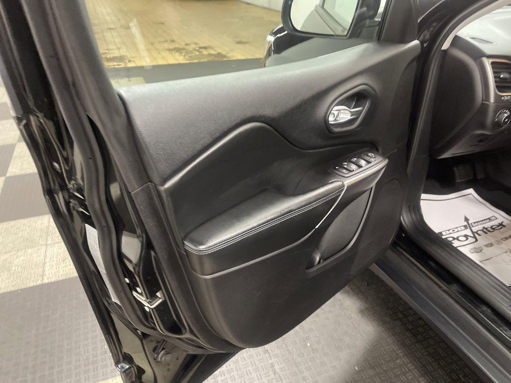 used 2020 Jeep Cherokee car, priced at $19,661