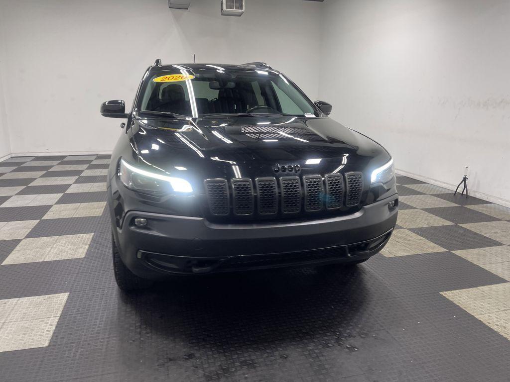 used 2020 Jeep Cherokee car, priced at $19,661