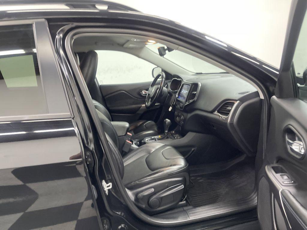 used 2020 Jeep Cherokee car, priced at $19,661