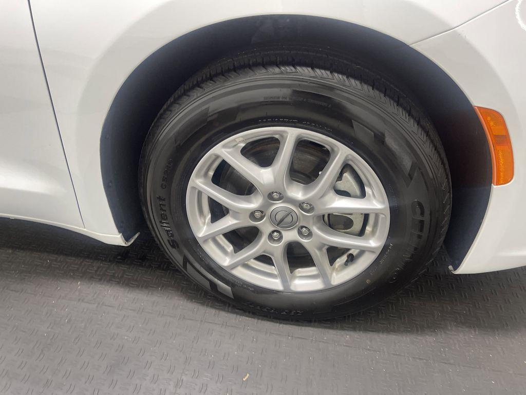 used 2024 Chrysler Pacifica car, priced at $28,214