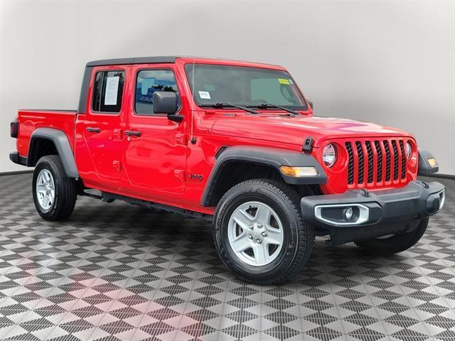 used 2023 Jeep Gladiator car, priced at $27,237